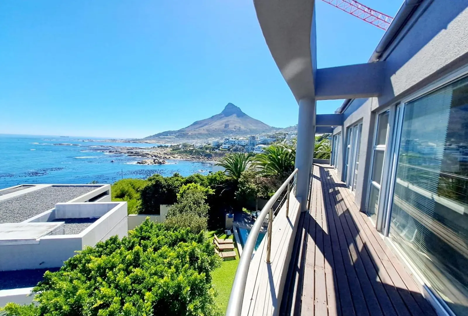 Villa Stylish Penthouse With 180 Degree Ocean Views! Kapstadt